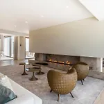 Vila Peralta - Award Winning Exquisite Dream With Infinity Pool *
